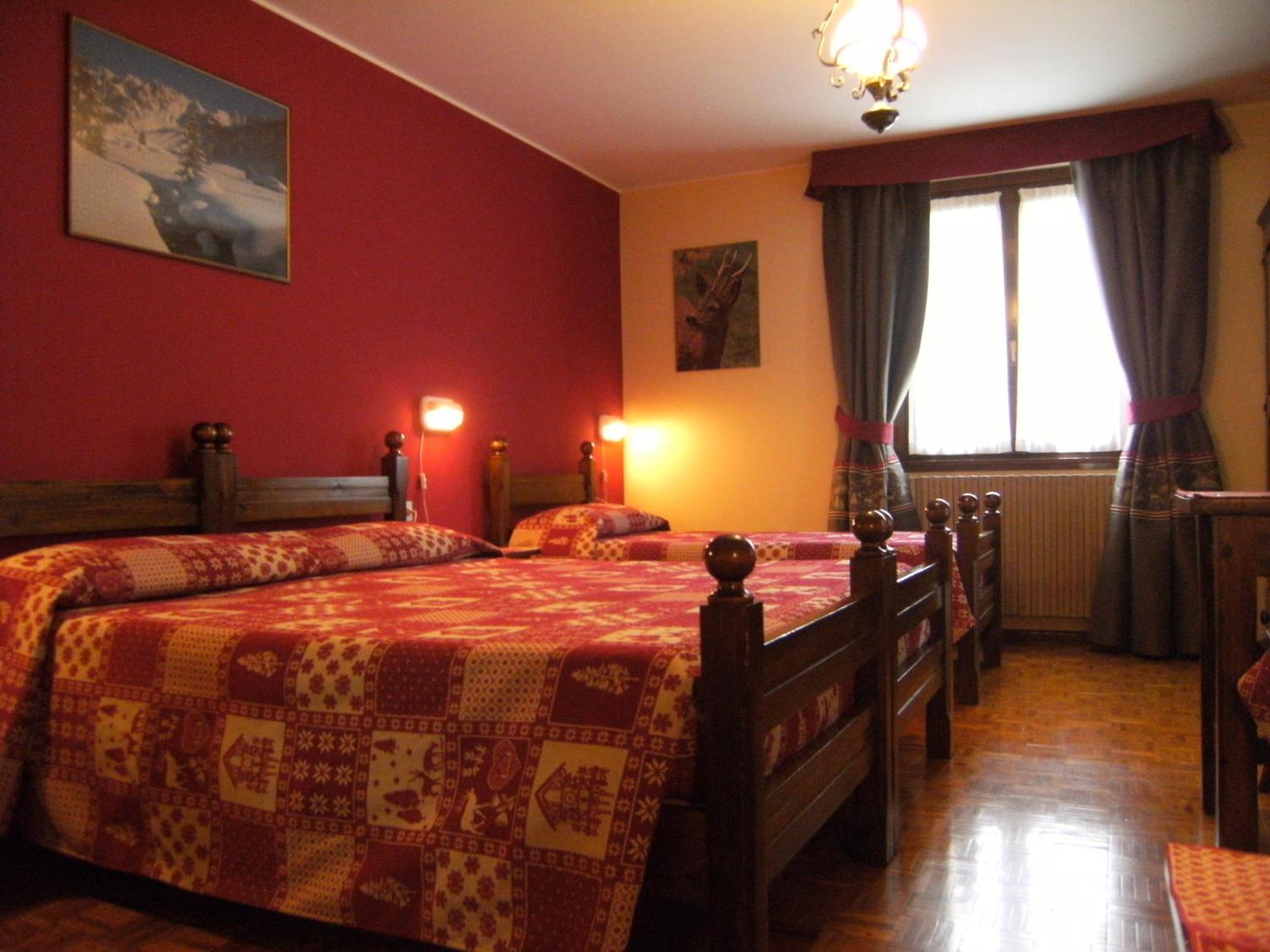 Albergo Thurwieser Santa Caterina Valfurva Exteriör bild