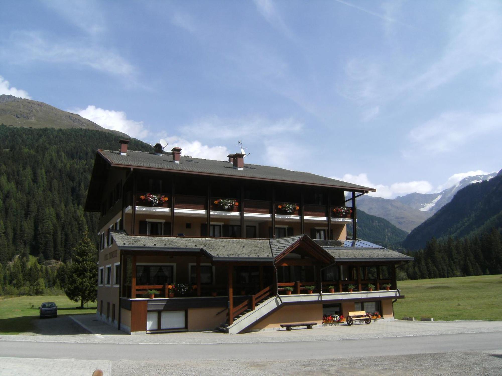Albergo Thurwieser Santa Caterina Valfurva Exteriör bild